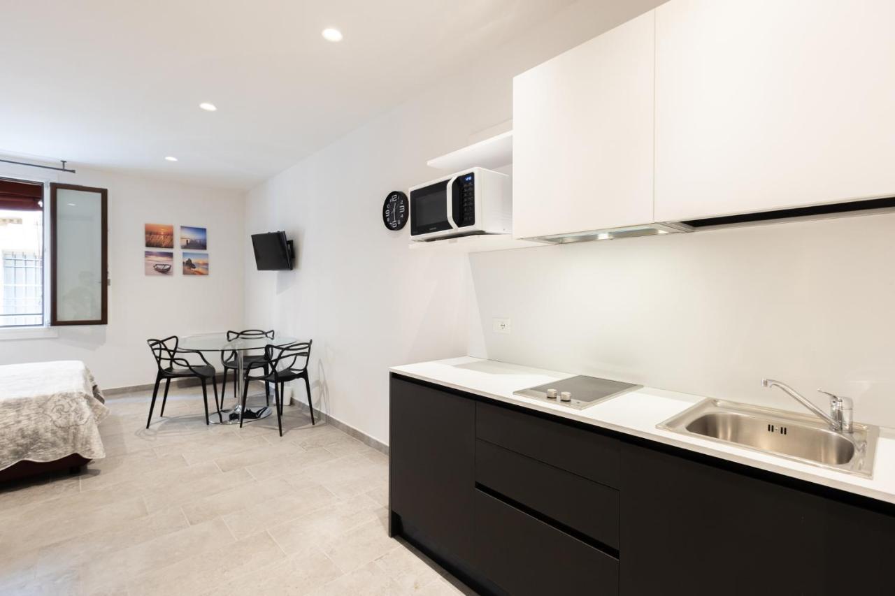 Goito 4, Bologna By Short Holidays Apartment Bagian luar foto