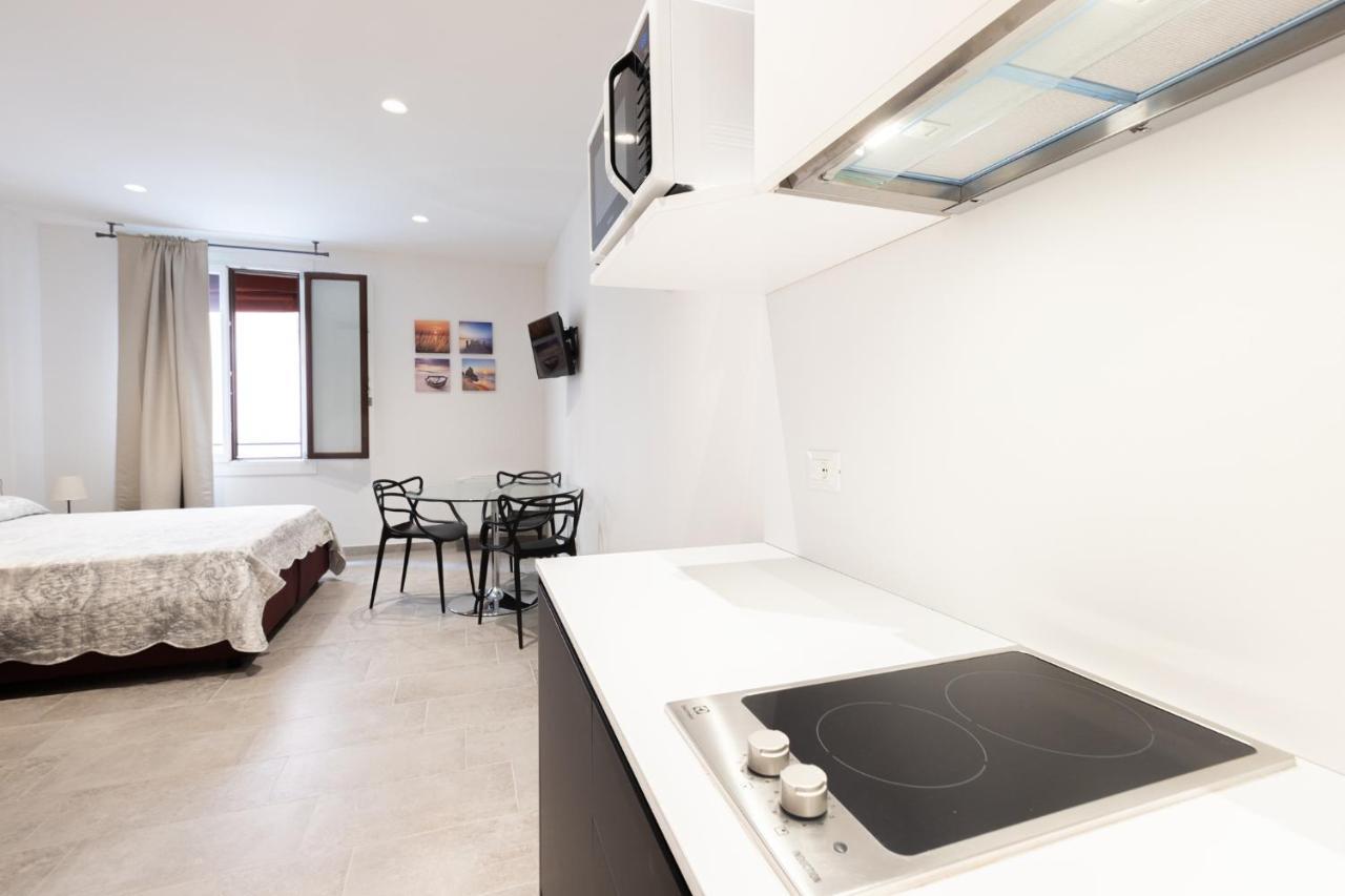 Goito 4, Bologna By Short Holidays Apartment Bagian luar foto