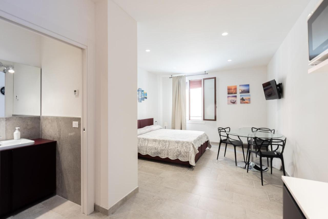 Goito 4, Bologna By Short Holidays Apartment Bagian luar foto