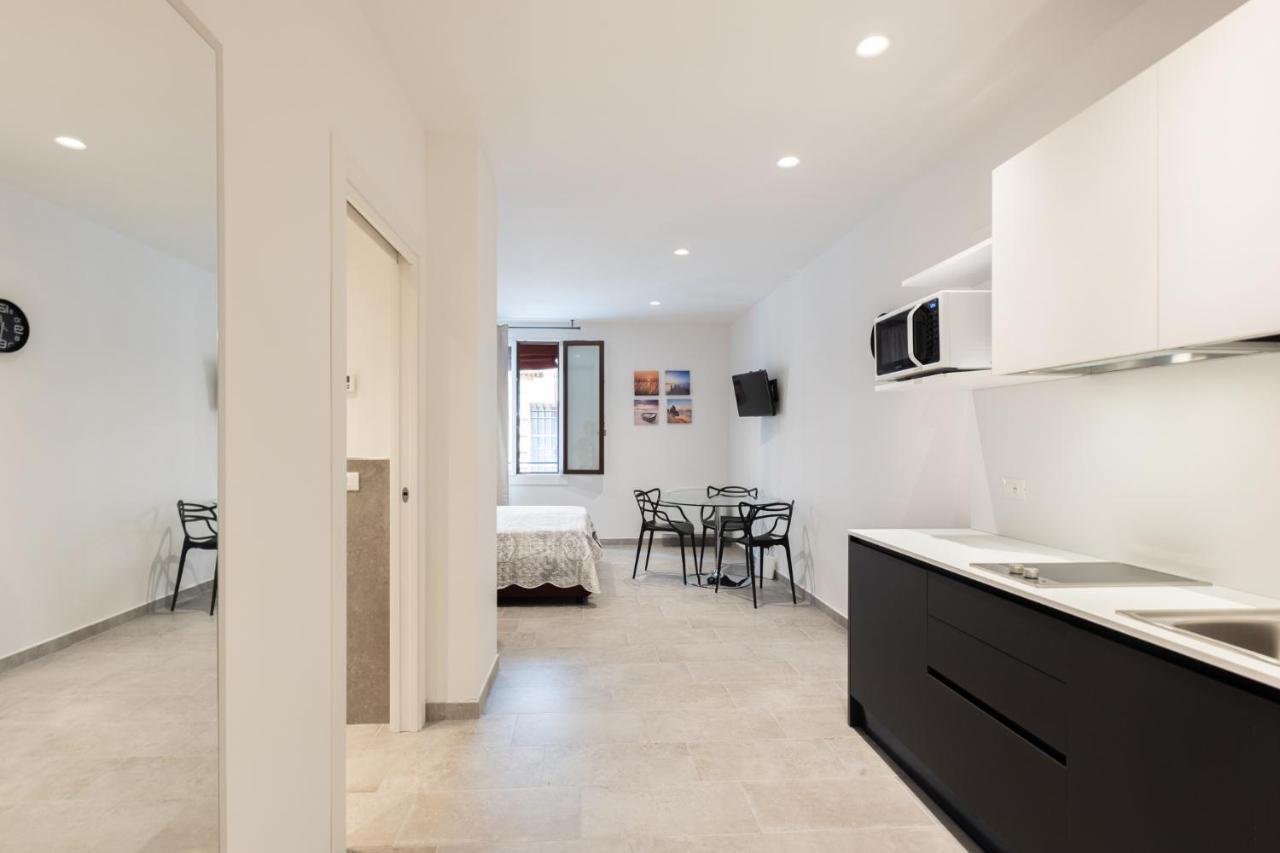 Goito 4, Bologna By Short Holidays Apartment Bagian luar foto